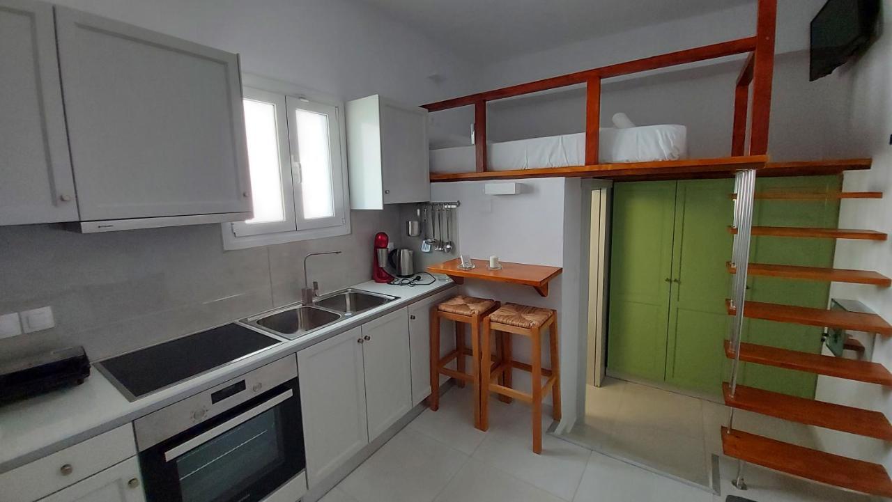 Niso Double Apartment Livadi  Екстериор снимка