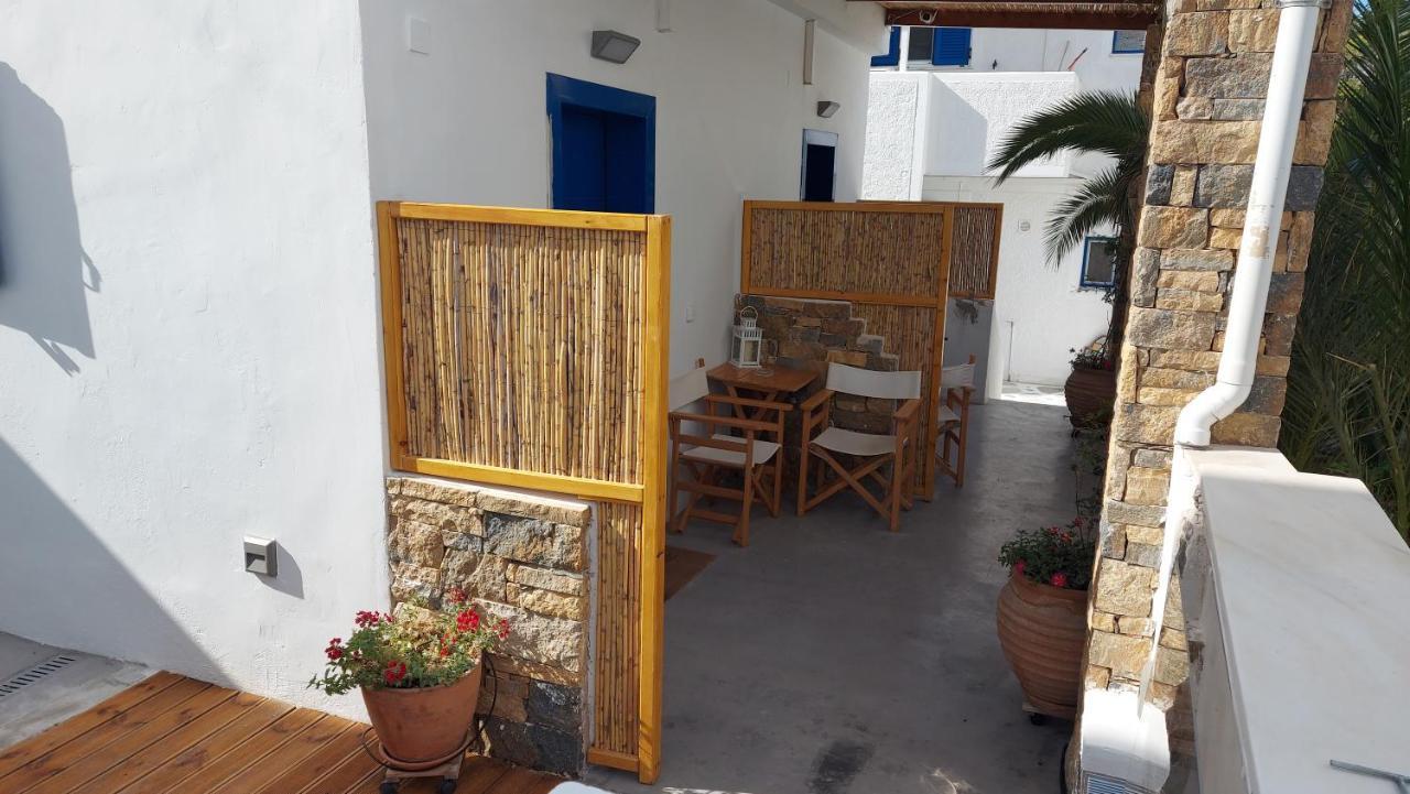 Niso Double Apartment Livadi  Екстериор снимка